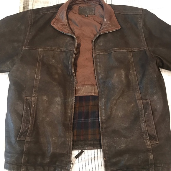 Golden Bear Leather Jacket - Picture 1 of 4